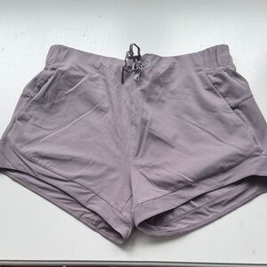 Women's lululemon 3” sunsetter purple Shorts new with tags